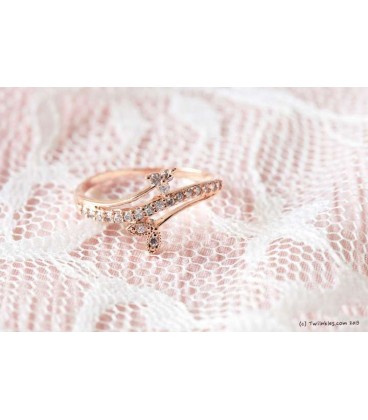 Wave Crystal Ring (5040004)