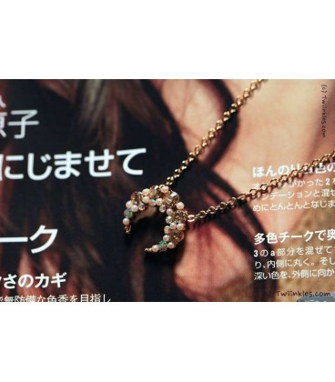Crescent Moon Necklace (3010003)